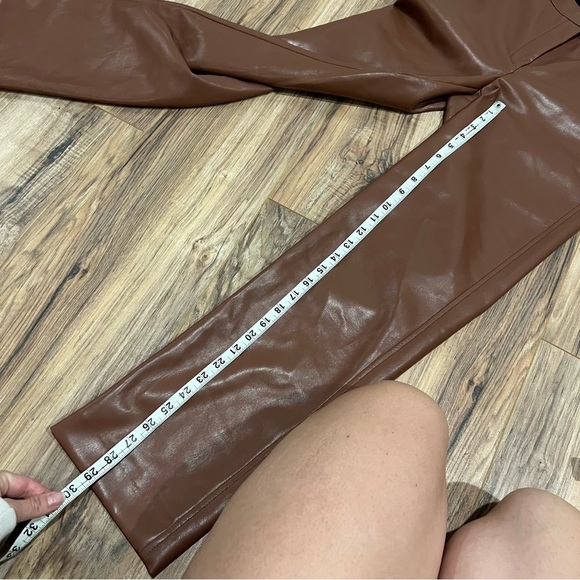 Aritzia Babaton Vegan Leather Command Straight Cropped Pant in Cognac - Picture 5 of 10
